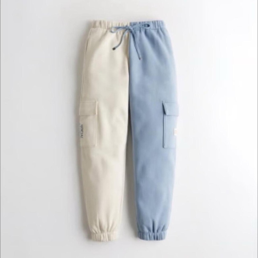 Colorblock Cargo Joggers in Cream & Light Blue